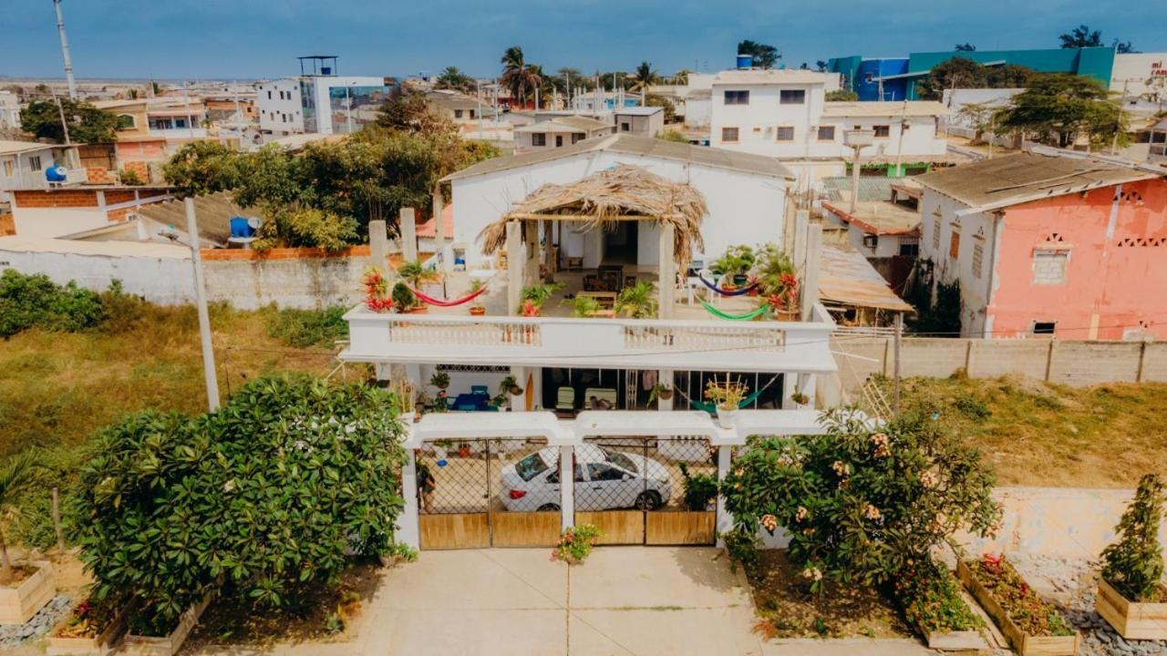 Flor De Lis Beach House, Villa Vacacional プラヤス エクステリア 写真